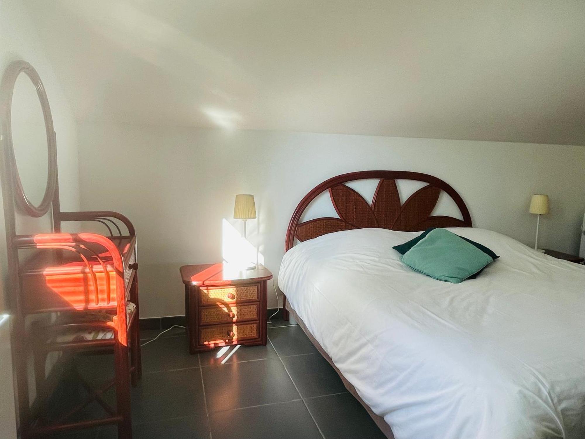 Ambition Zen Presles Hotel Presles  Eksteriør billede